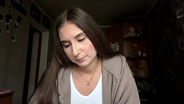 KittyNoSkirty Live XXX-chat