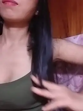 hd_love69 Adlı Modelin Canlı XXX Sohbeti