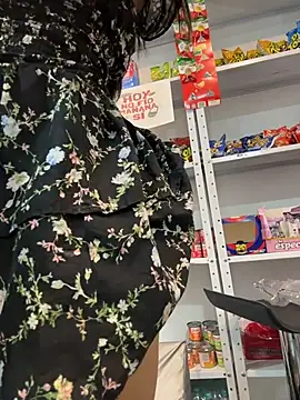 Chat +18 de sara-cherry ao vivo