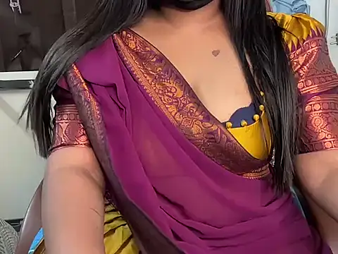 Saranyatelugu9's Live XXX Chat