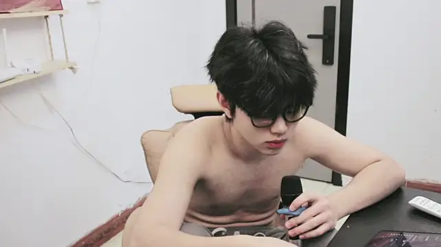 Uu_g 现场XXX聊天