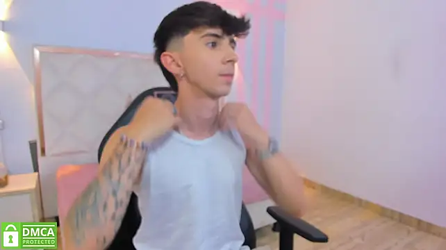 Peter_tayn Live XXX chat
