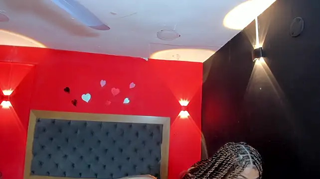 Chat +18 de YayaHilton ao vivo