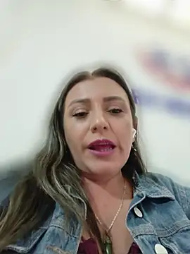 cataleyamyst Adlı Modelin Canlı XXX Sohbeti