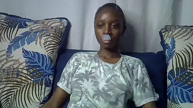 Chat +18 de Enkarxx ao vivo