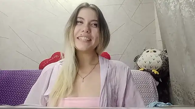 צ'אט XXX בשידור חי של KatieLesco