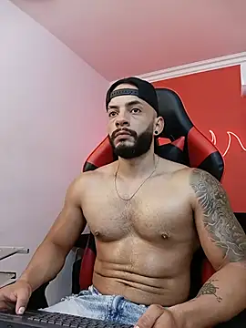 Mike_savage3 Chat XXX in diretta