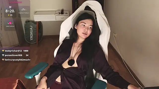 Chat +18 de clementinena ao vivo