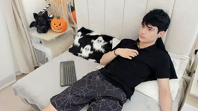 Chat +18 de Alan__brook ao vivo