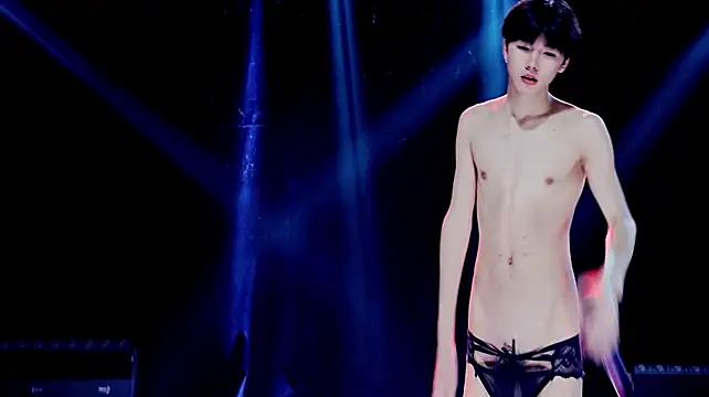 Exo-cbo live XXX chat