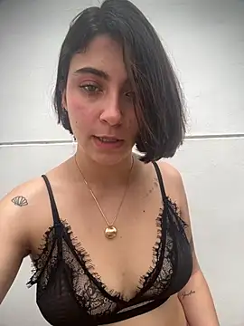 Chat +18 de Victoria_Lane_ ao vivo