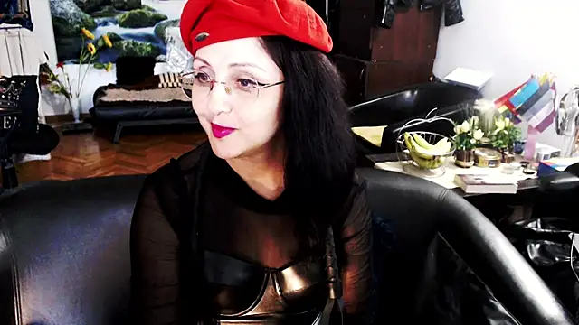Imperatriza Adlı Modelin Canlı XXX Sohbeti