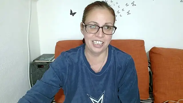 LadyHellene's Live XXX Chat