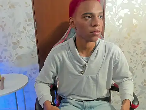 دردشة luccas_lowee الجنسية المباشرة