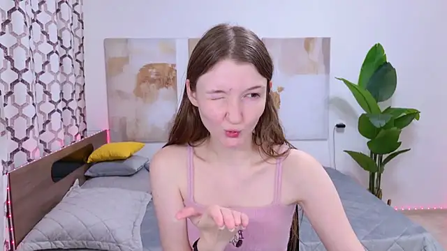 Chat +18 de NikaRain ao vivo