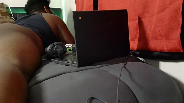Chat XXX ao vivo de bigdick5157
