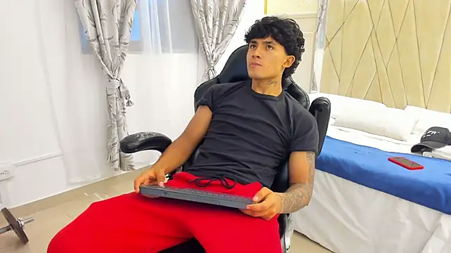 Ruslan_marcel Live XXX-chat