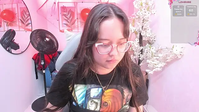 Shady_bug Adlı Modelin Canlı XXX Sohbeti