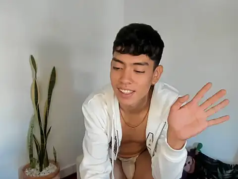 Show de Lion_Boy18 na webcam