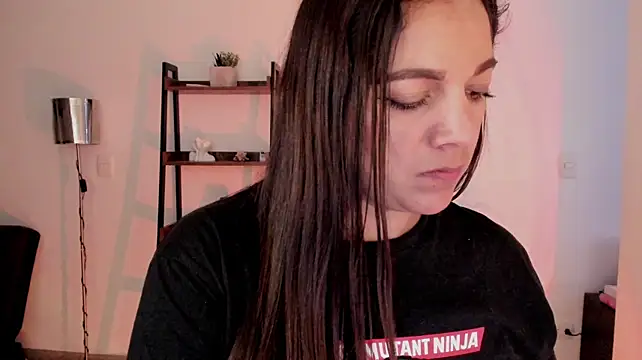urcute_kitten Chat XXX in diretta
