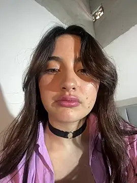 Chat +18 de Damian_n_Maya ao vivo