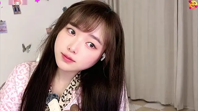 Chat XXX ao vivo de SakuraCat6