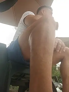 chicoguapo8 Live XXX-Chat