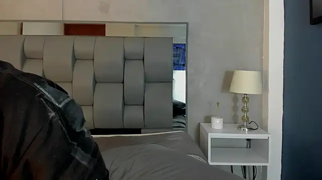 Živý XXX chat Charlie___Musk