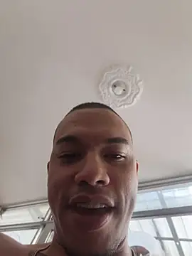 AlphaMasterXxx's Live XXX Chat