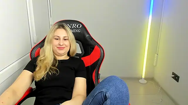 MissLunariaa Adlı Modelin Canlı XXX Sohbeti