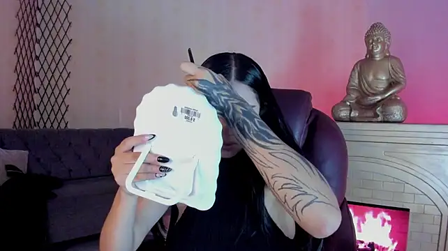 Chat +18 de Daka_Hylls ao vivo