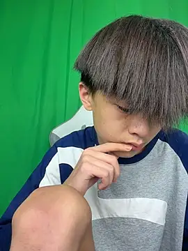 DD-101's Live XXX Chat