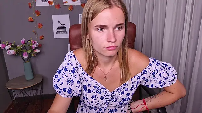 Chat +18 de MargaritaKiss ao vivo
