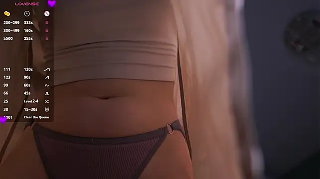 Chat +18 de CristieTovrea ao vivo