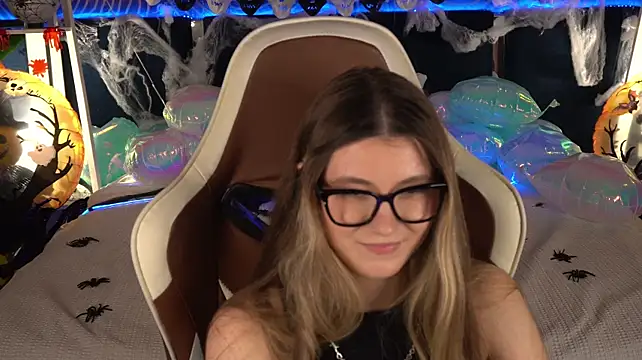 Chat +18 de Lissaa_Moon ao vivo