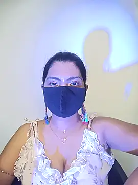 Chat XXX ao vivo de NaughtyNaina01
