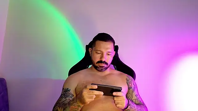 Pierre_Vidal Chat XXX in diretta
