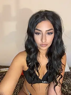 Mia_spicyy's Live XXX Chat