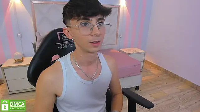 Peter_tay Live XXX-Chat