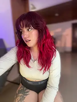 NikkiNix Chat XXX in diretta