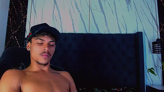 Онлайн чат XXX Angel_foxc13