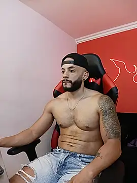 แชท XXX สดของ Mike_savage3