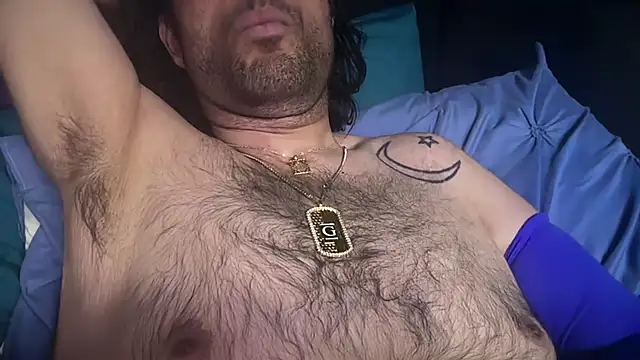 icebergslim281 live XXX chat