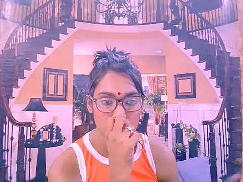 IndianRebel4u2Luv Adlı Modelin Canlı XXX Sohbeti