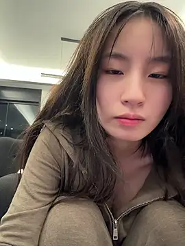 Uugirl00's Live XXX Chat