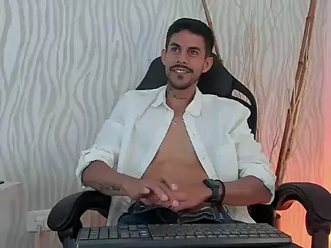 Leo_vesper1: απευθείας συνομιλία ΧΧΧ