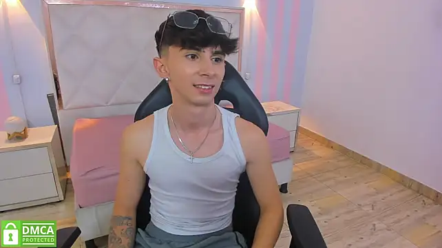 Peter_tay's Live XXX Chat