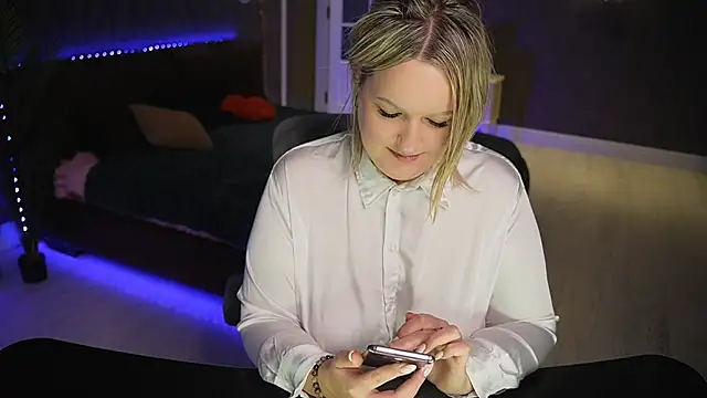 MariemLui élő XXX-chatje