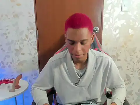 luccas_lowee Adlı Modelin Canlı XXX Sohbeti
