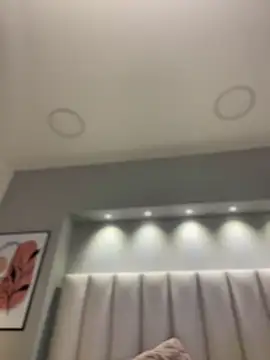 MiahWindsor Chat XXX live